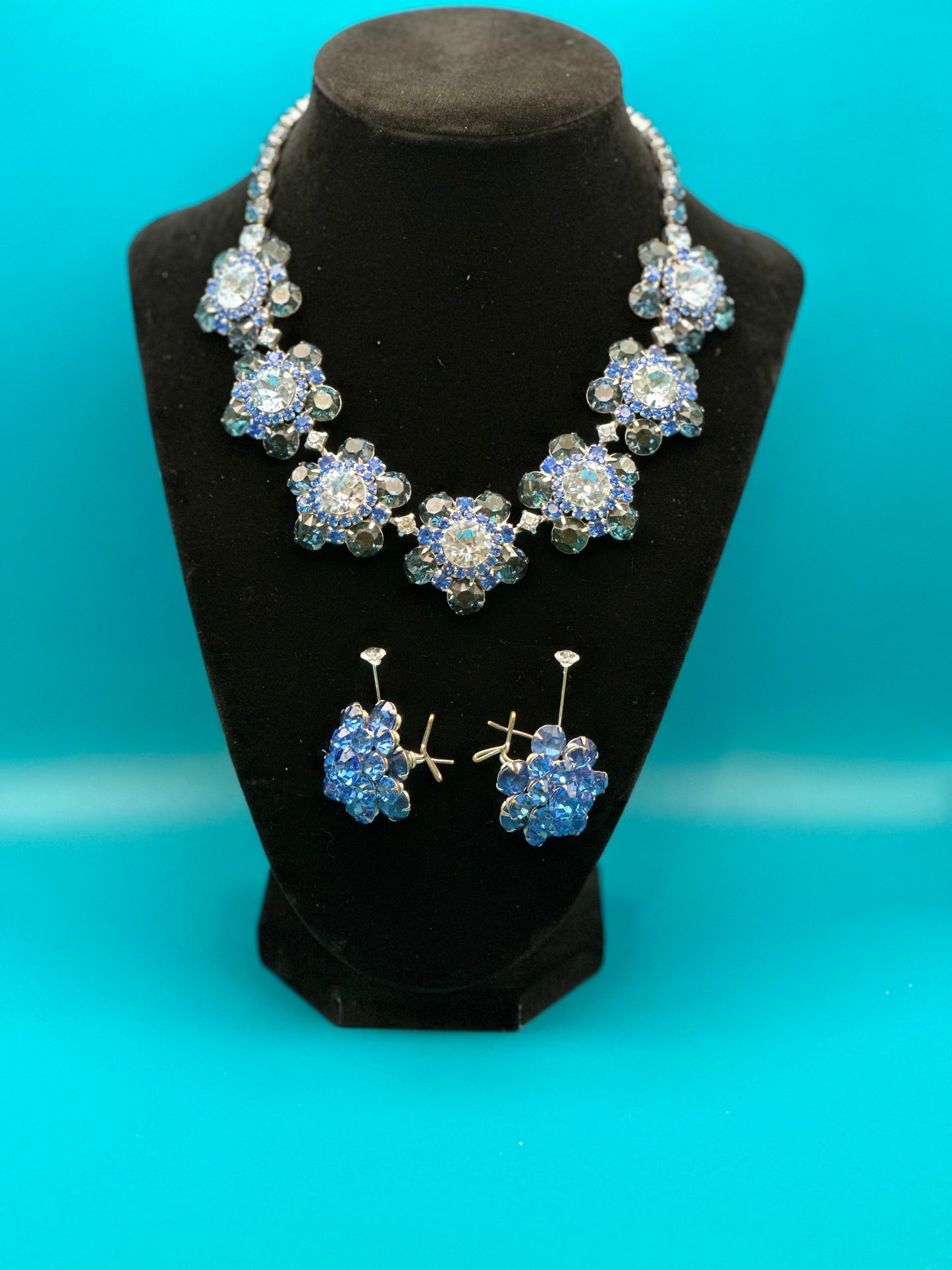 Spectacular mid-century rhinestone crystal necklace