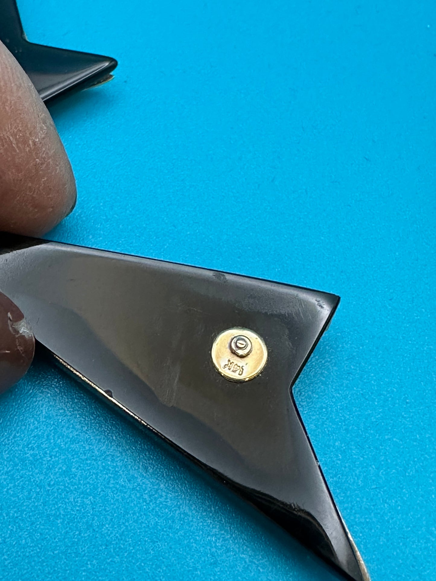 Contemporary style 14k gold and onyx post earrings