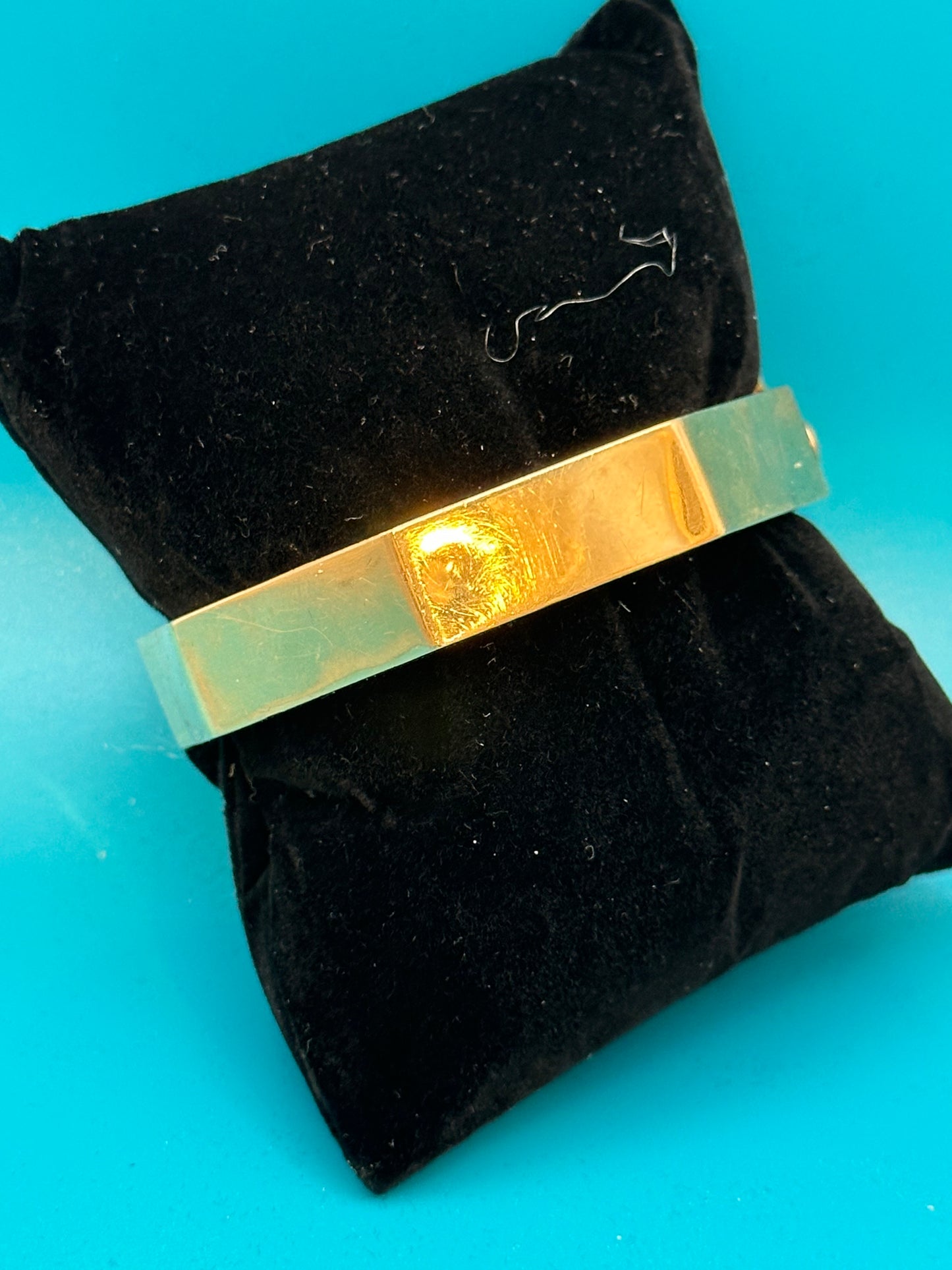 14 k gold octagonal bangle bracelet