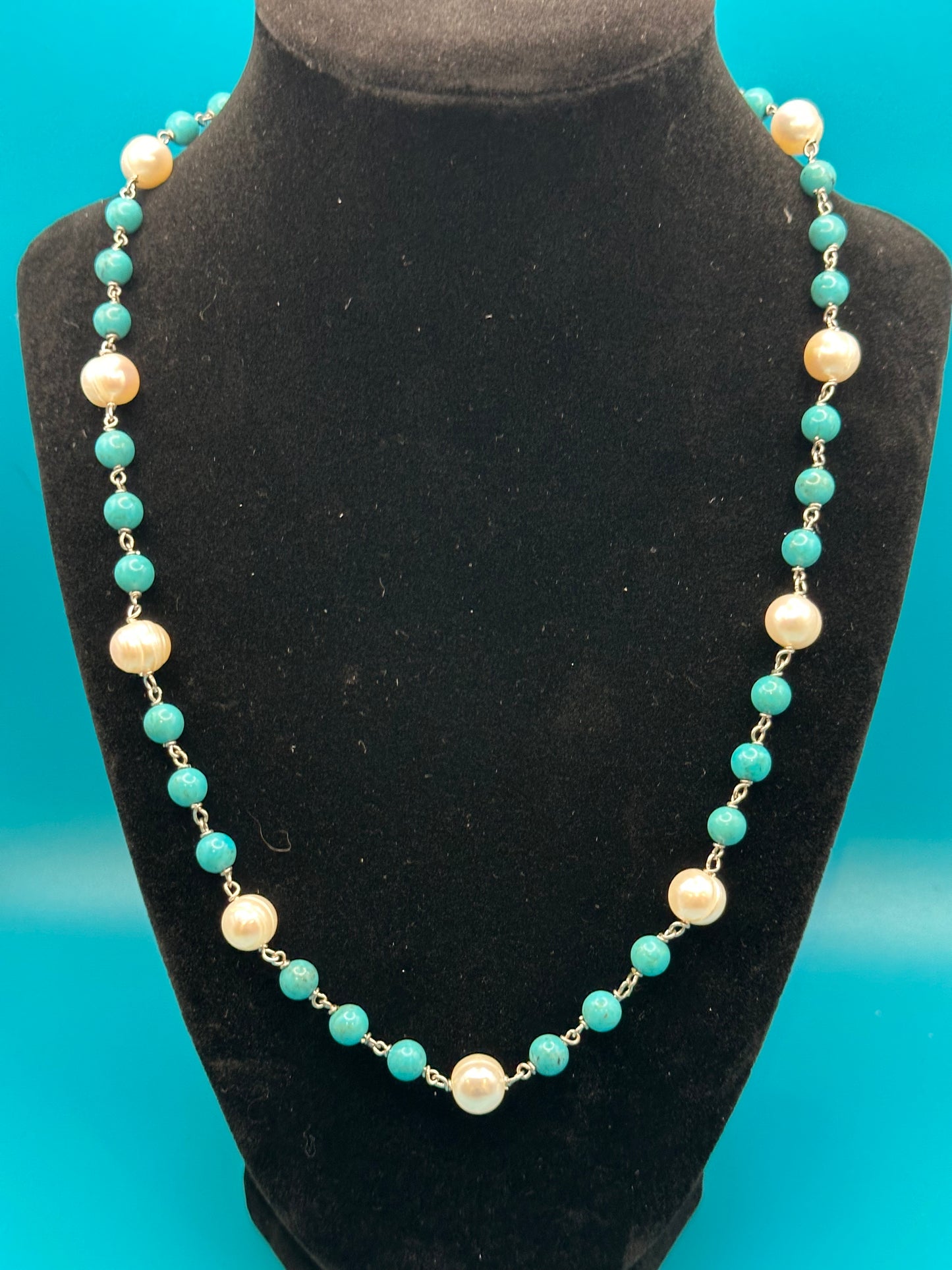 Vintage faux pearl and faux turqoise necklace