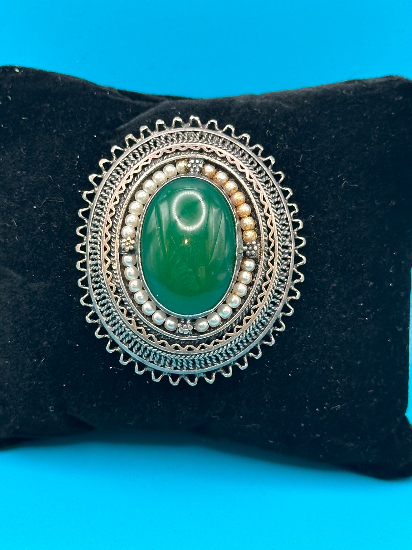 Dramatic sterling silver Israeli filigree and Chalcedony brooch/pendant