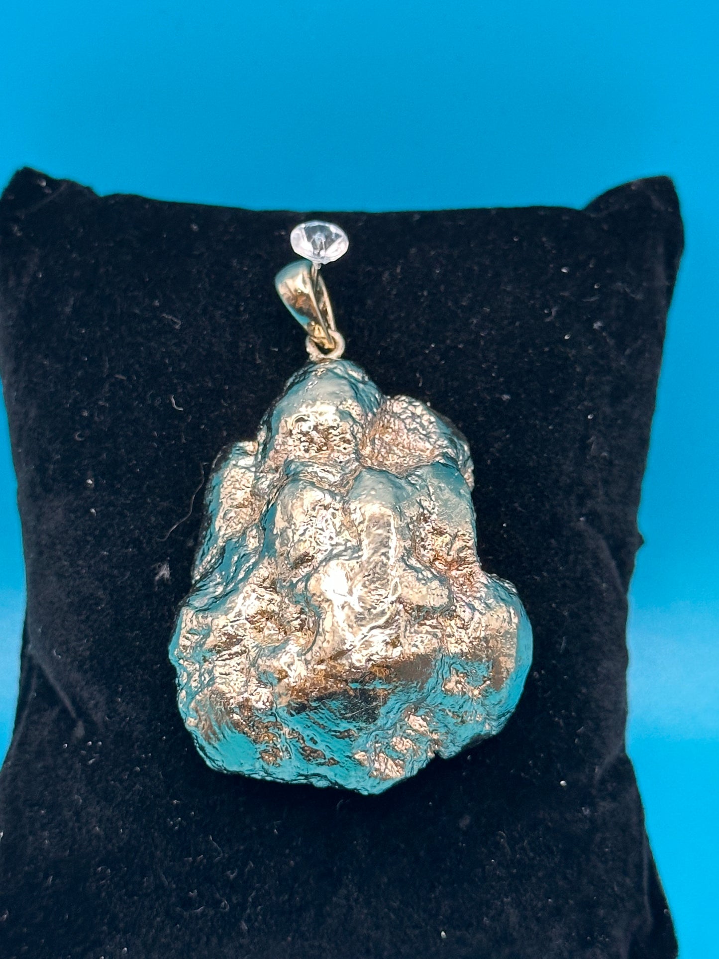 Fashion-style druzy pendant