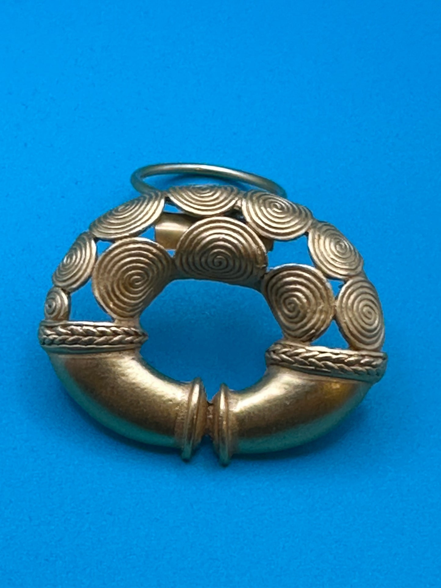 Pre-Columbian style clip