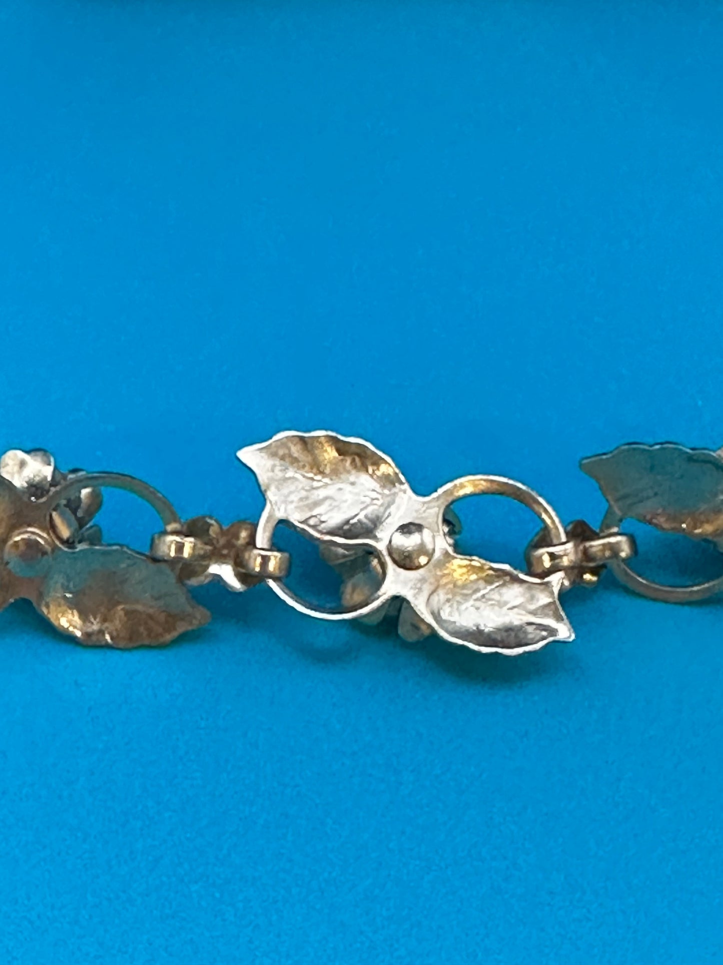 Vintage 1930's - 1950's green crystal flower bracelet