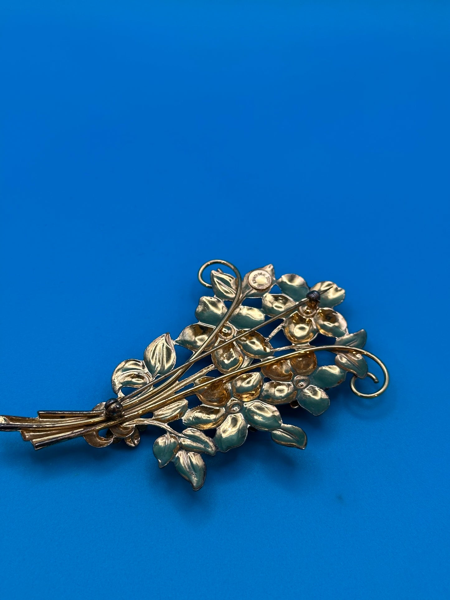 Vintage 1930's-1950's flower brooch