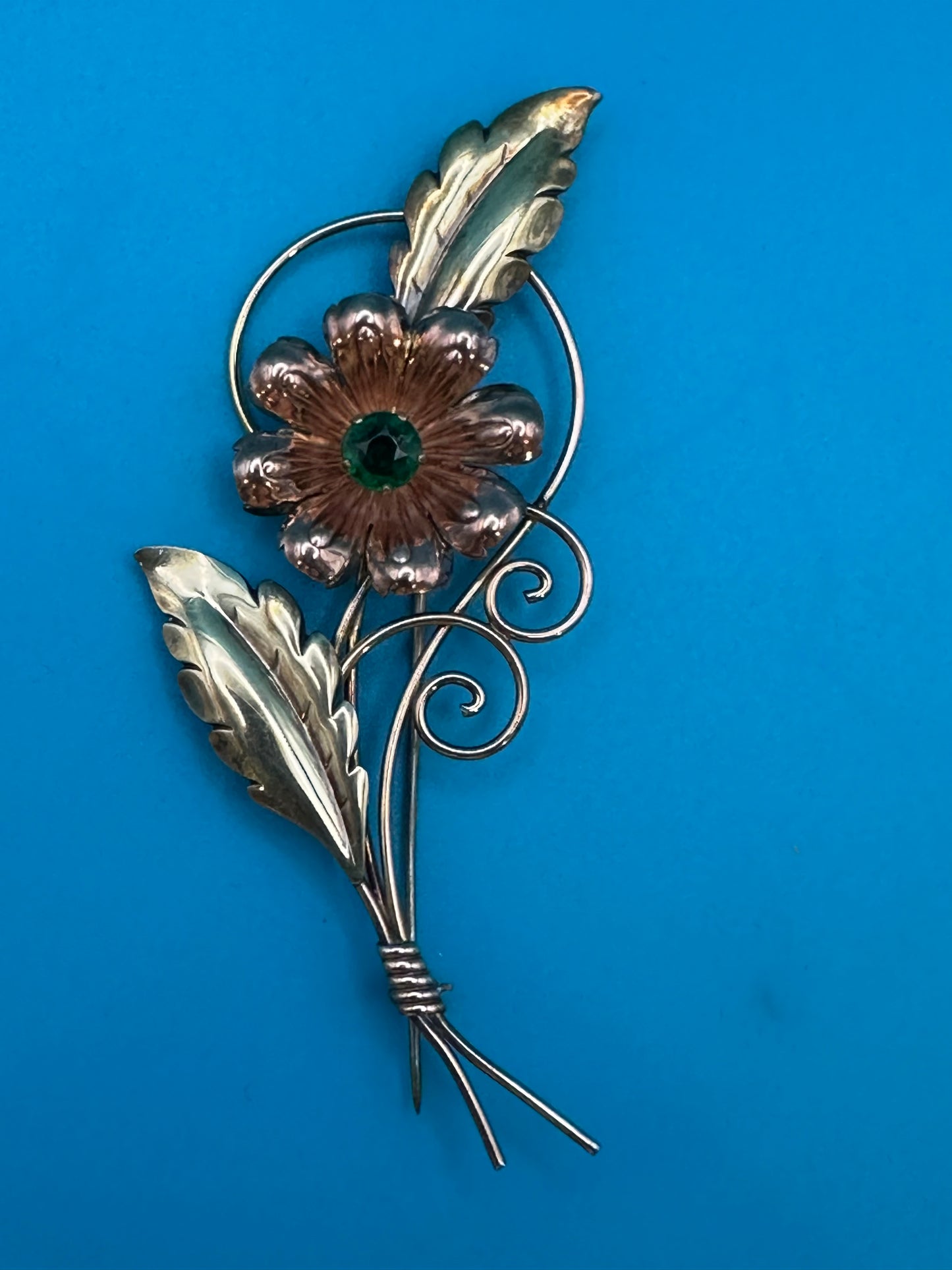 Vintage 1930's - 1950's flower brooch