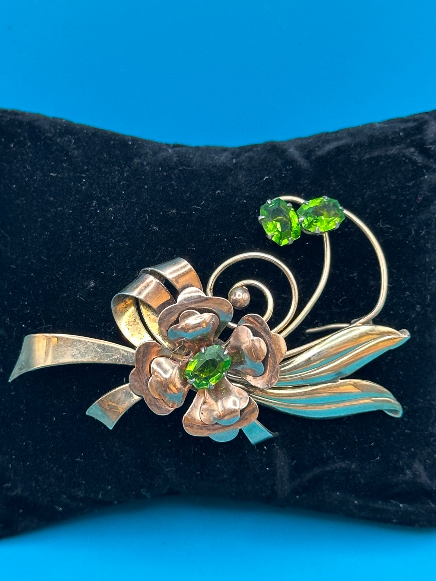 Vintage Harry Iskin flower brooch
