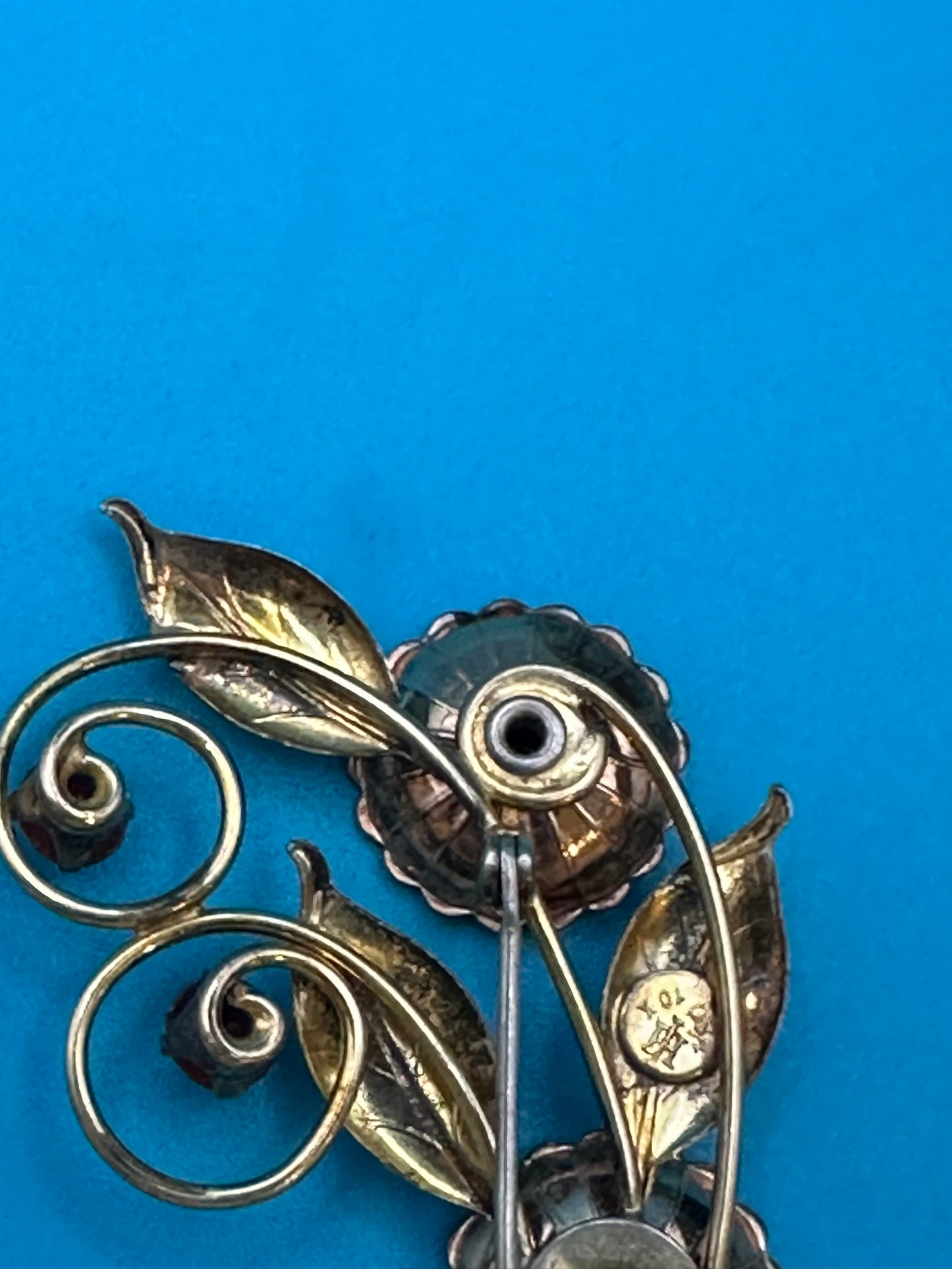 Vintage Harry Iskin brooch