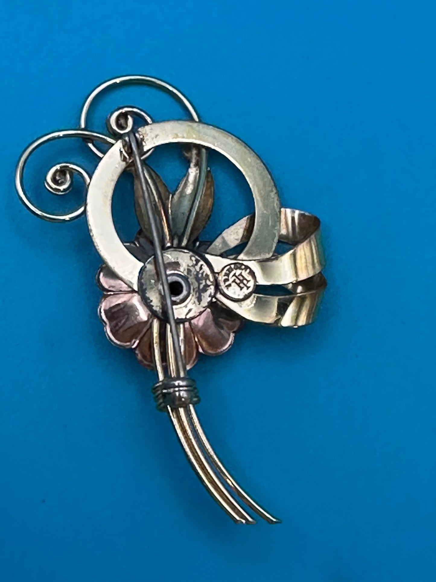 Vintage Harry Iskin flower brooch