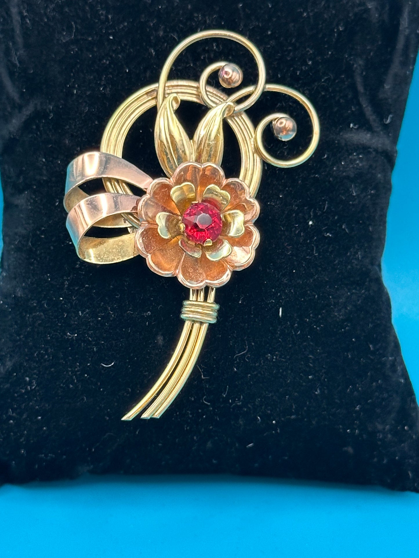 Vintage Harry Iskin flower brooch