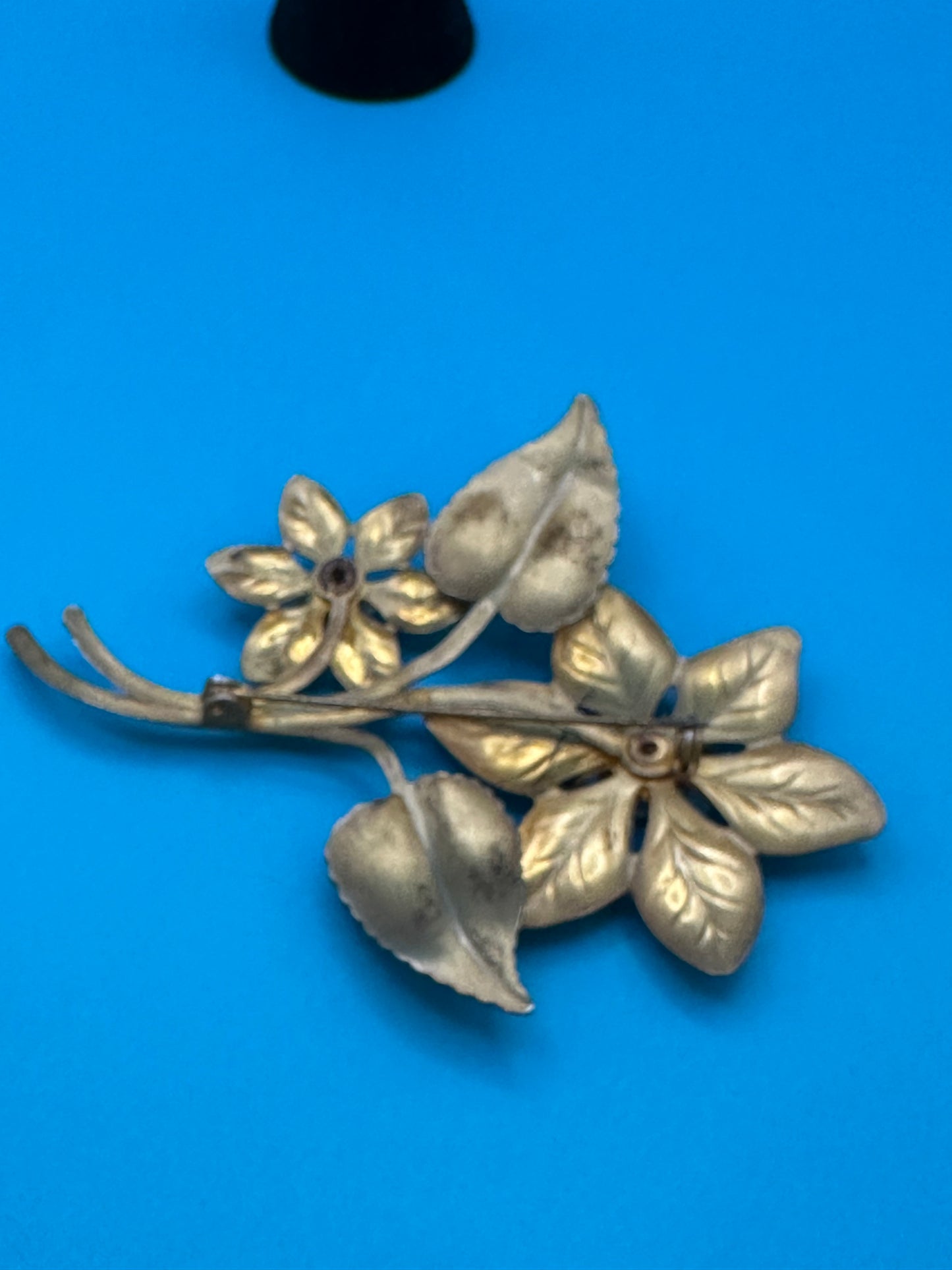 Vintage flower pin and earring set