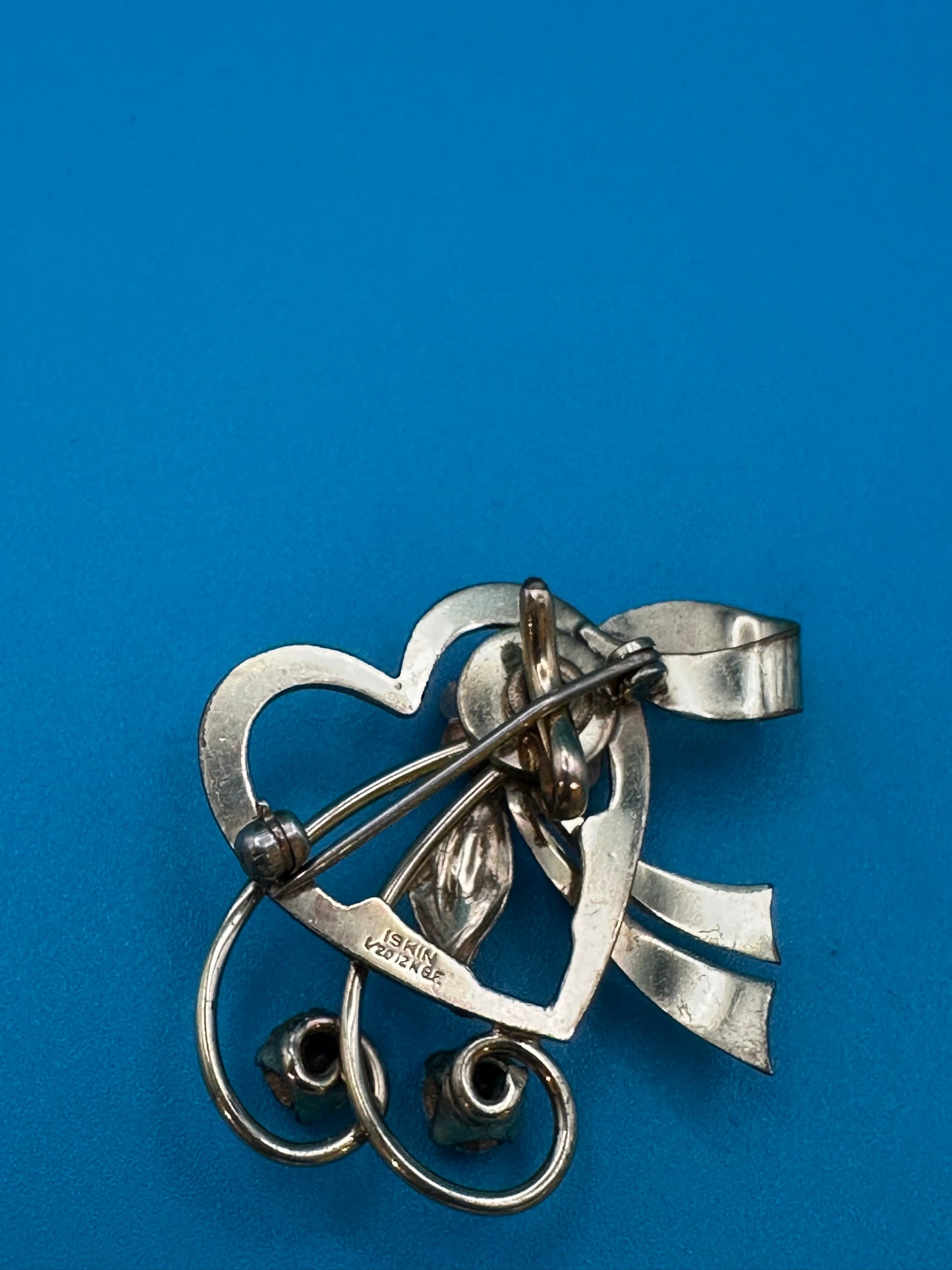 Henry Iskin Vintage flower brooch