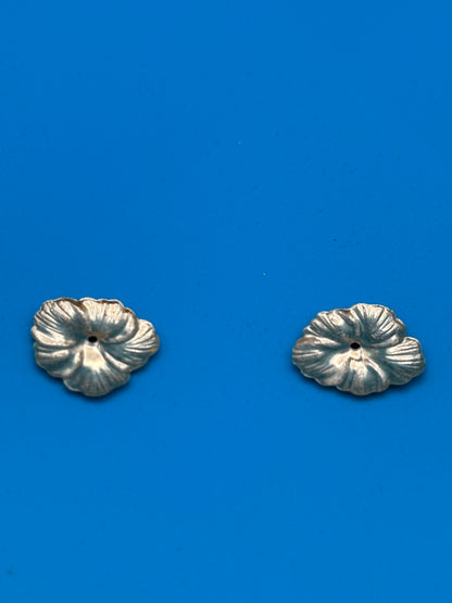 flower stud-surround