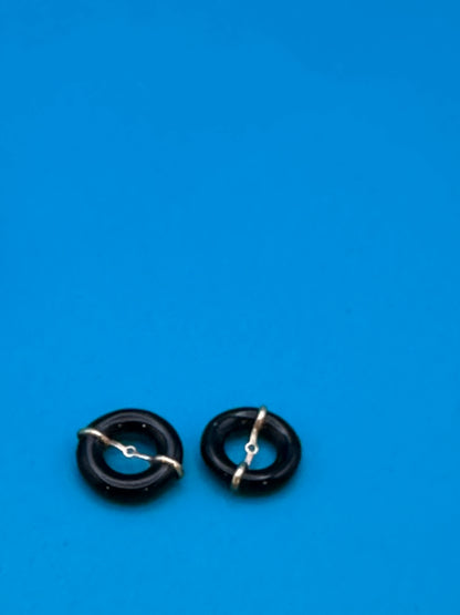 gold and onyx stud-surround