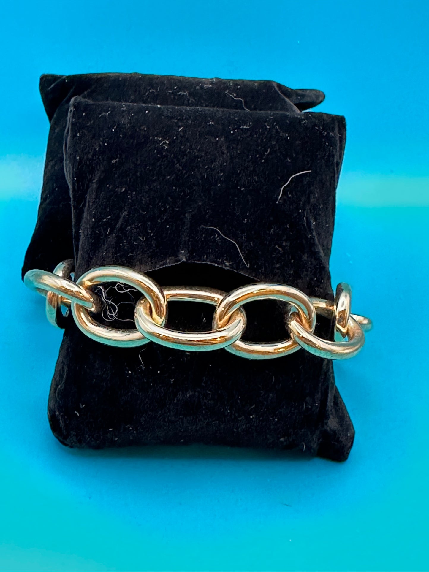 Heavy gold metal link bracelet