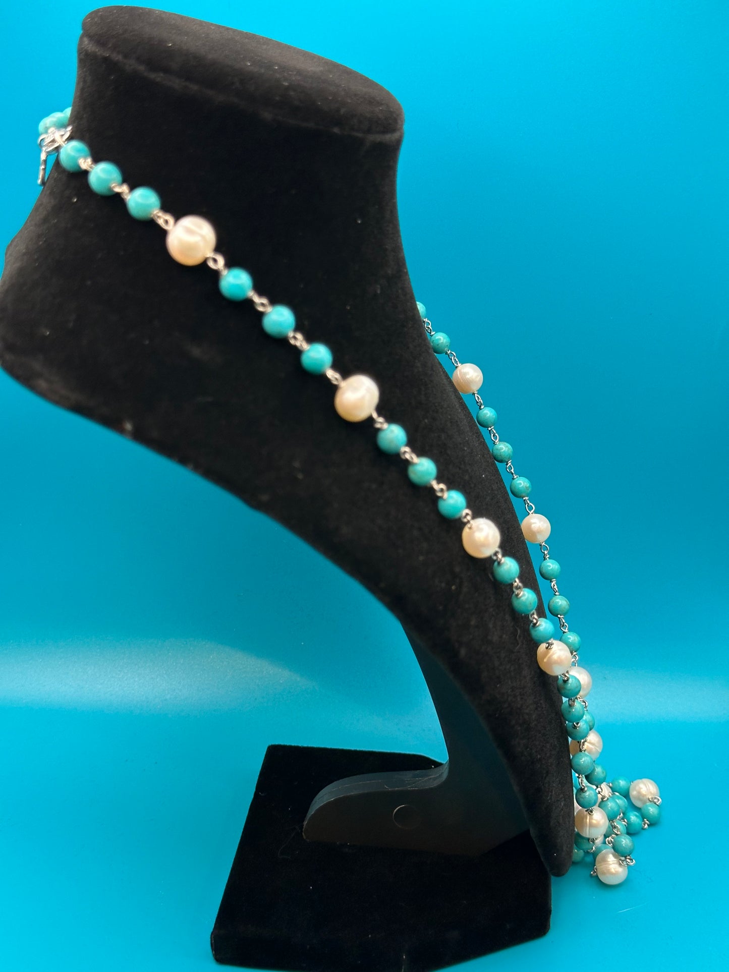 Vintage faux pearl and faux turqoise necklace